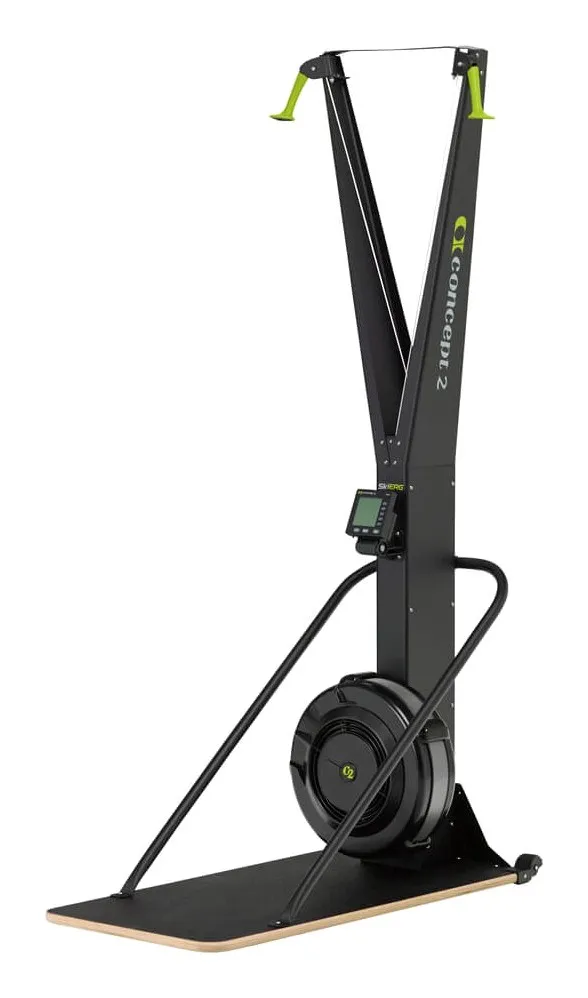 Concept2 SkiErg stakmaskin på golvstativ mot vit bakgrund